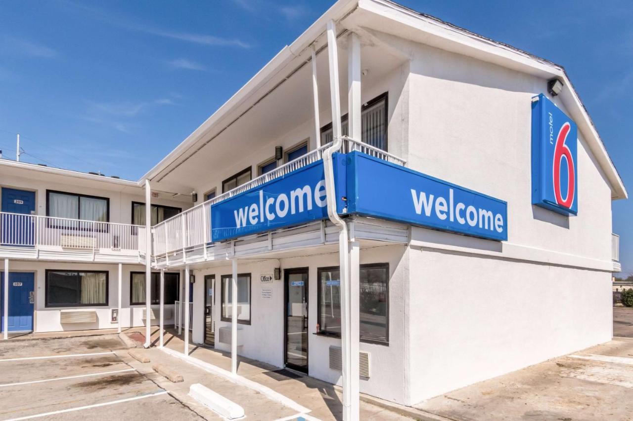 Haltom City Motel 6 Fort Worth North المظهر الخارجي الصورة
