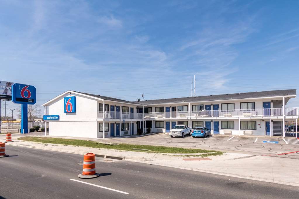 Haltom City Motel 6 Fort Worth North المظهر الخارجي الصورة