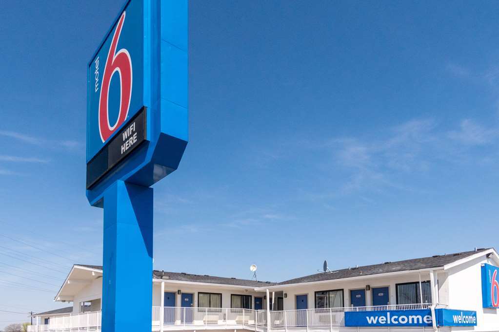 Haltom City Motel 6 Fort Worth North المظهر الخارجي الصورة